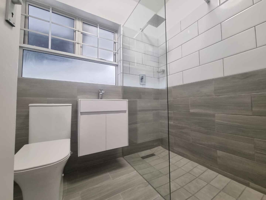 2 Bedroom Property for Sale in Tamboerskloof Western Cape